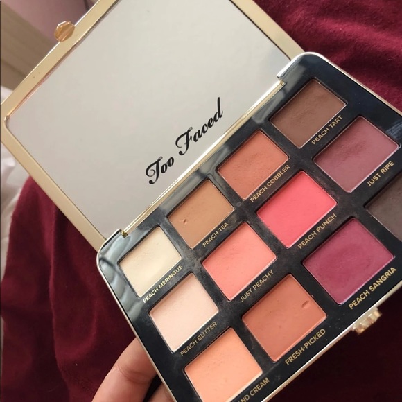 Too faced peachy palette - Picture 2 of 2